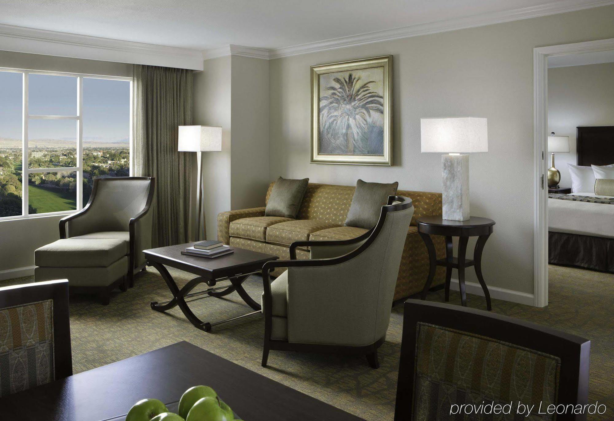 Hilton Grand Vacations Club Paradise Vegas Station touristique